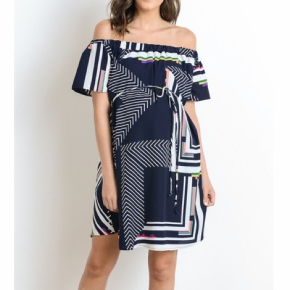 Maternity Off-Shoulder dress